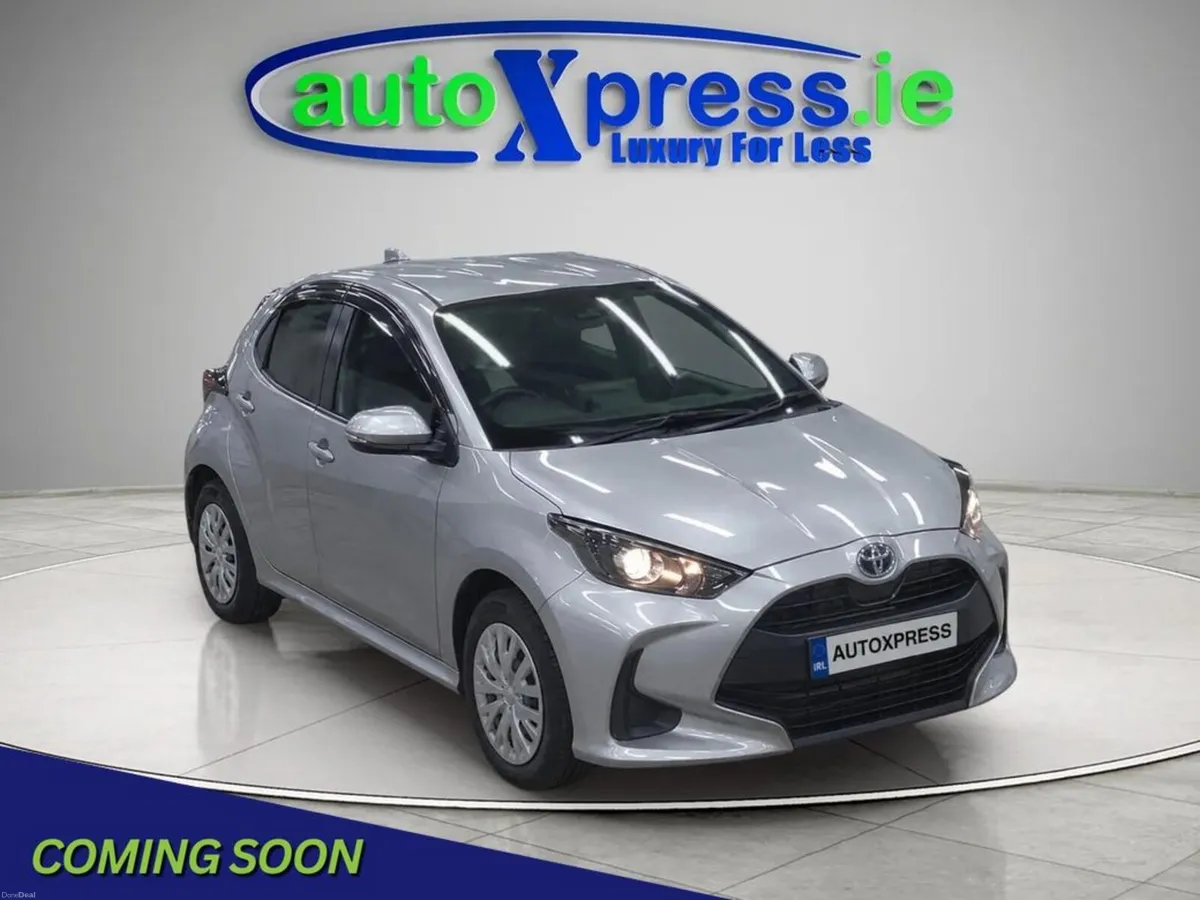 Toyota Yaris 4WD Hybrid X, Low mileage, Reversing - Image 1