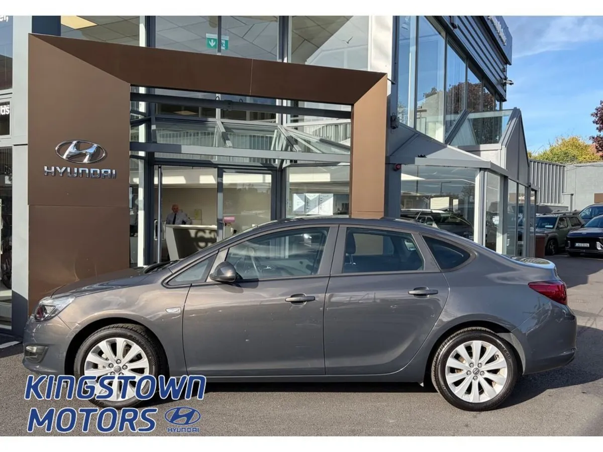 Opel Astra SC 1.4I 100PS 4DR - Image 3