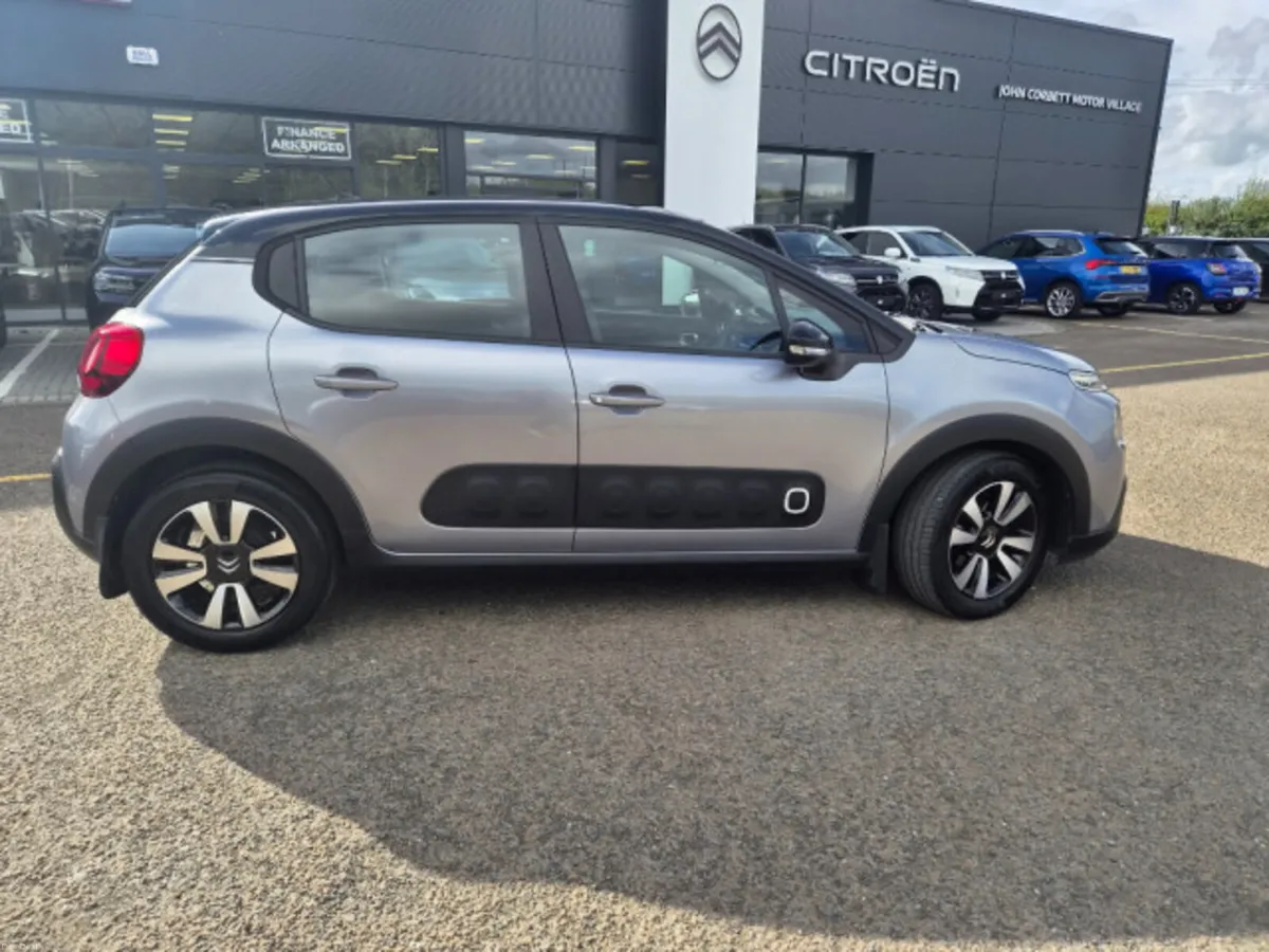 Citroen C3 Feel Excl 1.2 Puretech 83 4DR - Image 2