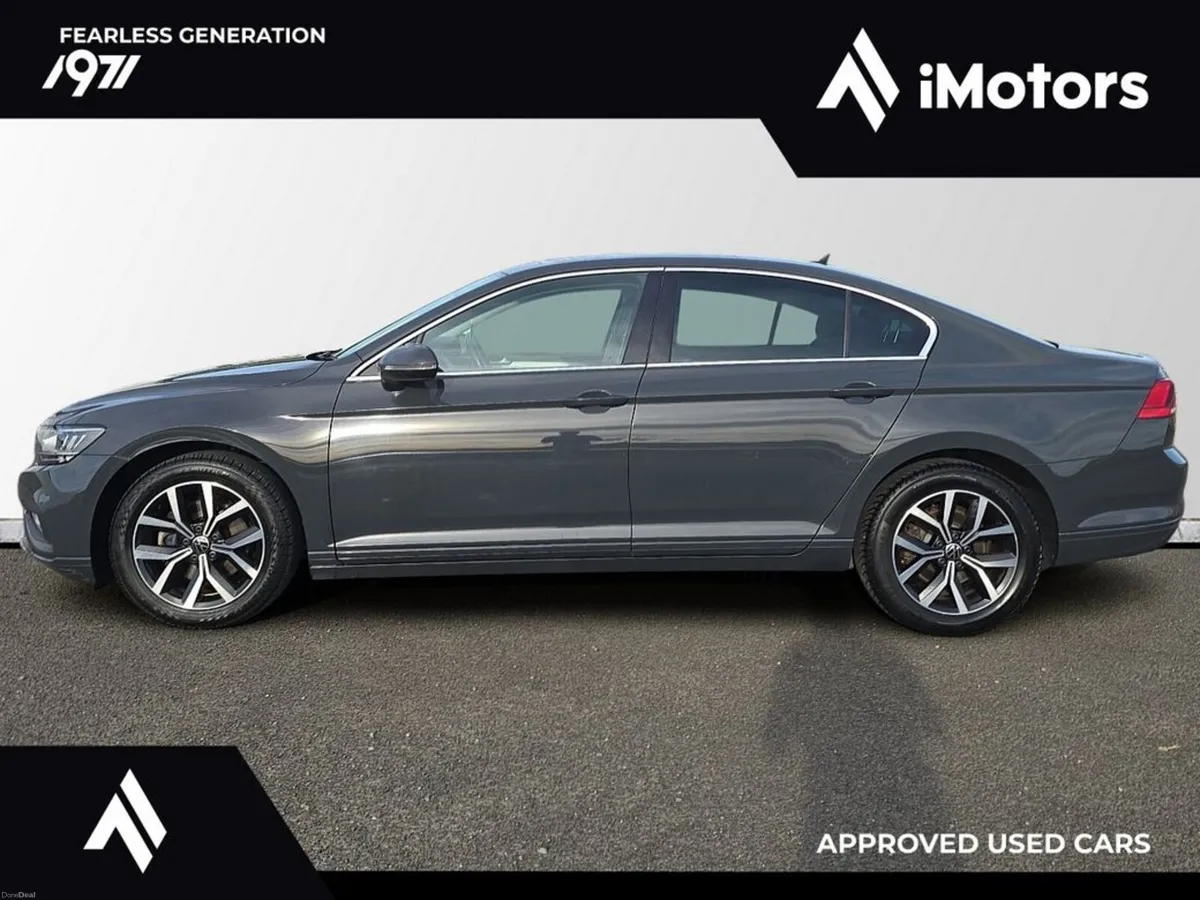 Volkswagen Passat SEL TDI DSG - Image 3
