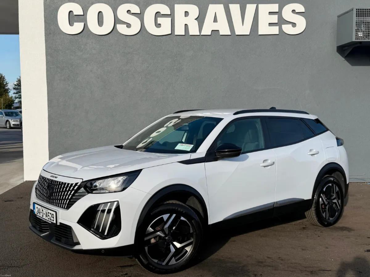 Peugeot 2008 Allure 1.2 Puretech 130 4DR * DRIVE A - Image 3