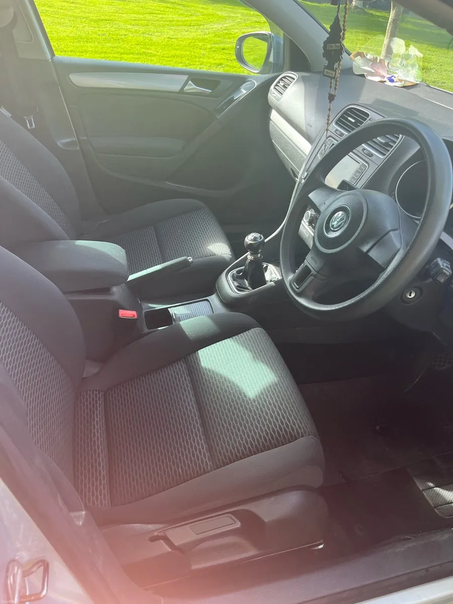 Volkswagen Golf - Image 6