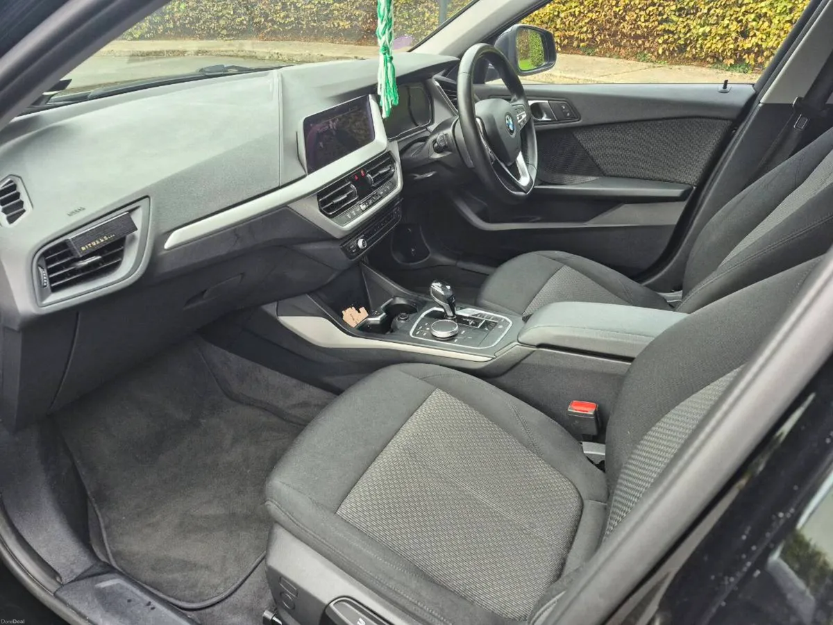 BMW 1 SERIES 116D AUTOMATIC SE - Image 6