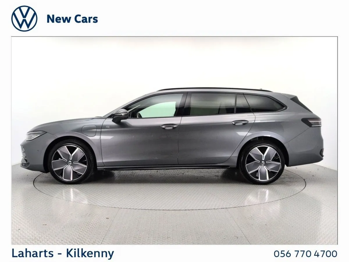 Volkswagen Passat ESTATE R-LINE 1.5TSI 204HP DSG P - Image 6