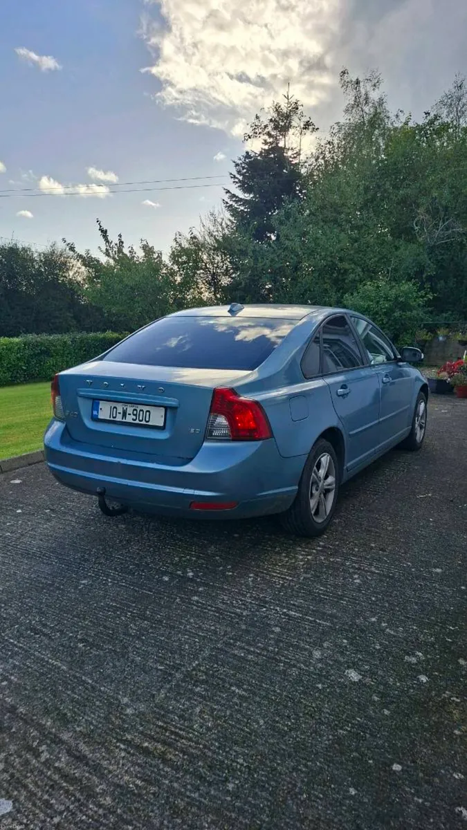 Volvo S40 1.6 Diesel 12 month NCT & Tax - Image 3