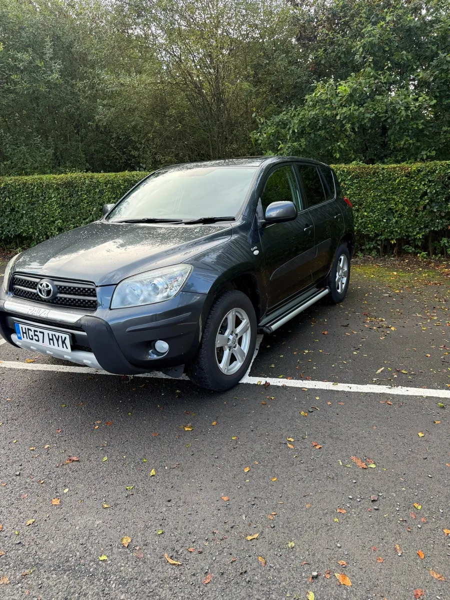 Toyota rav 4 - Image 3