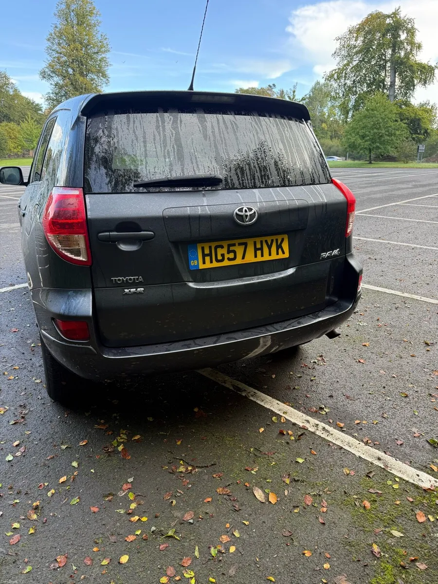 Toyota rav 4 - Image 6