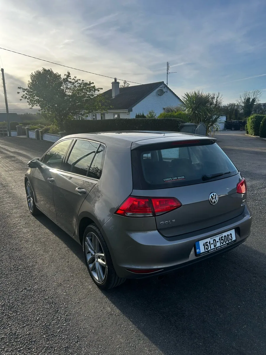 Volkswagen golf - Image 4