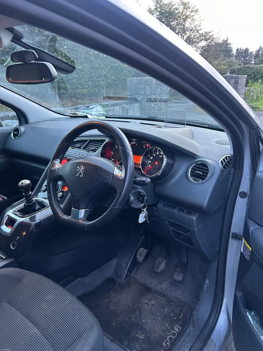 Peugeot  5008 - Image 3