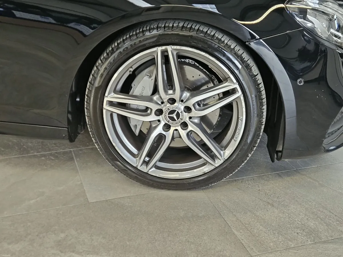 201 MERCEDES-BENZ E-CLASS 220 AMG LINE - Image 5