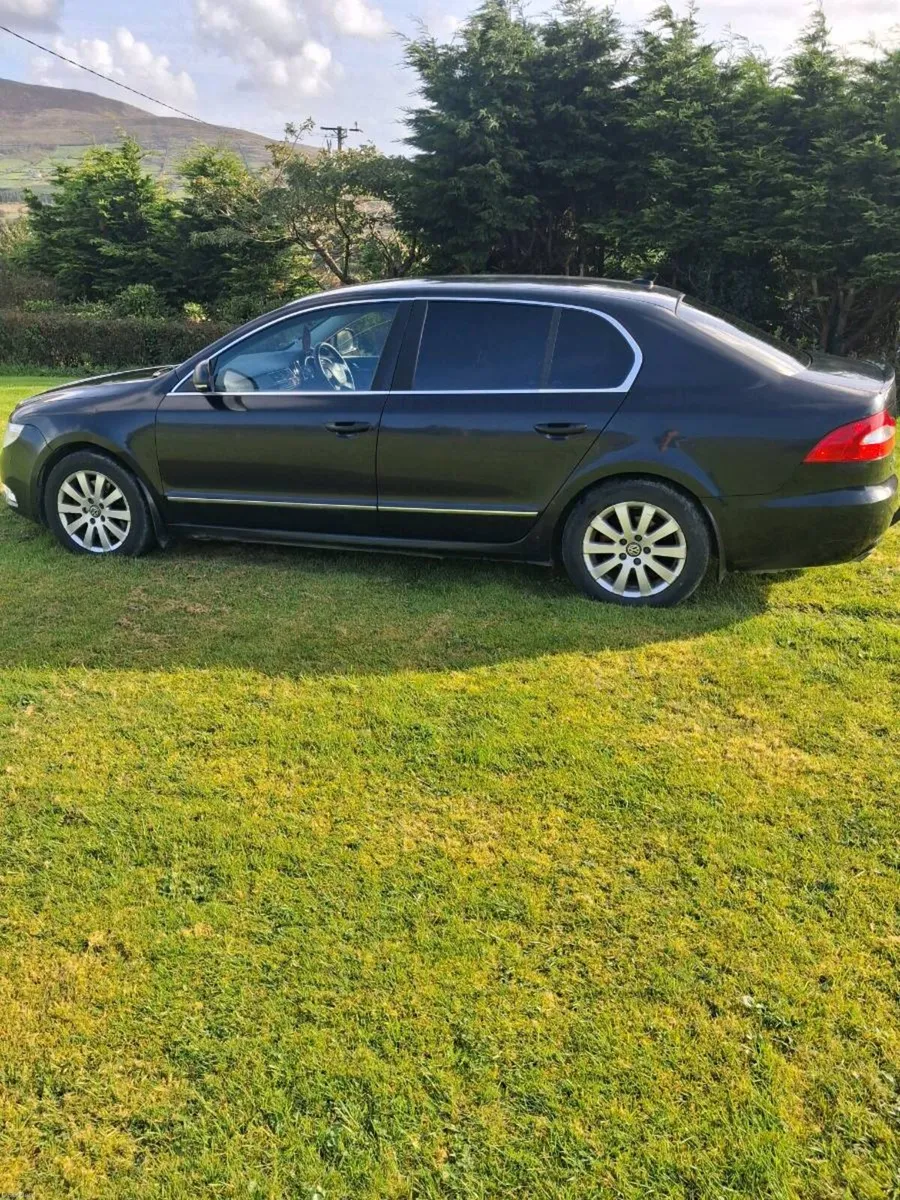 Skoda Superb - Image 4