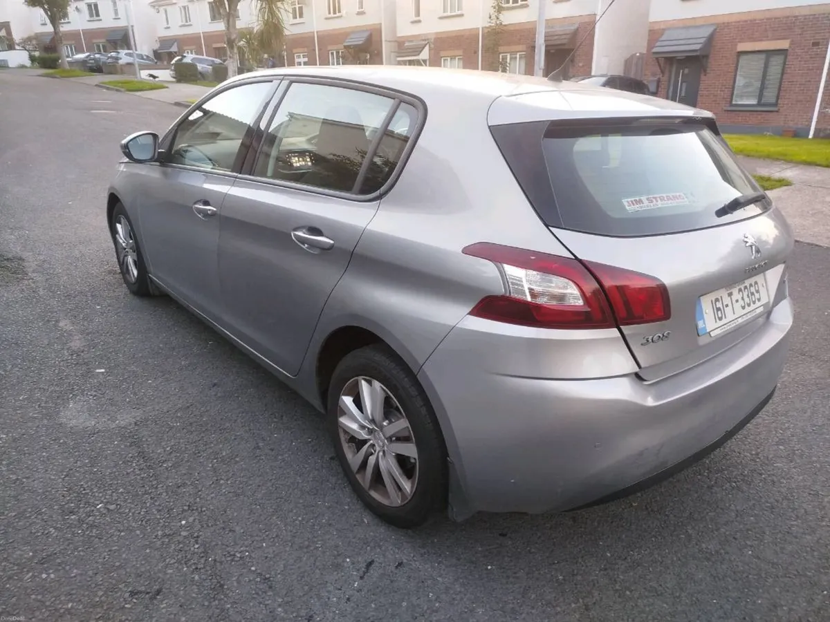 Peugeot 308 - Image 4