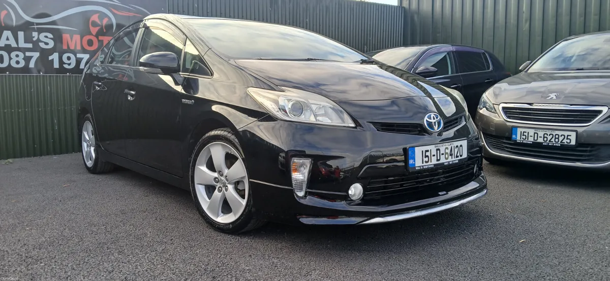 15 Toyota Prius  New NCT 08-27 Low Mileage - Image 5