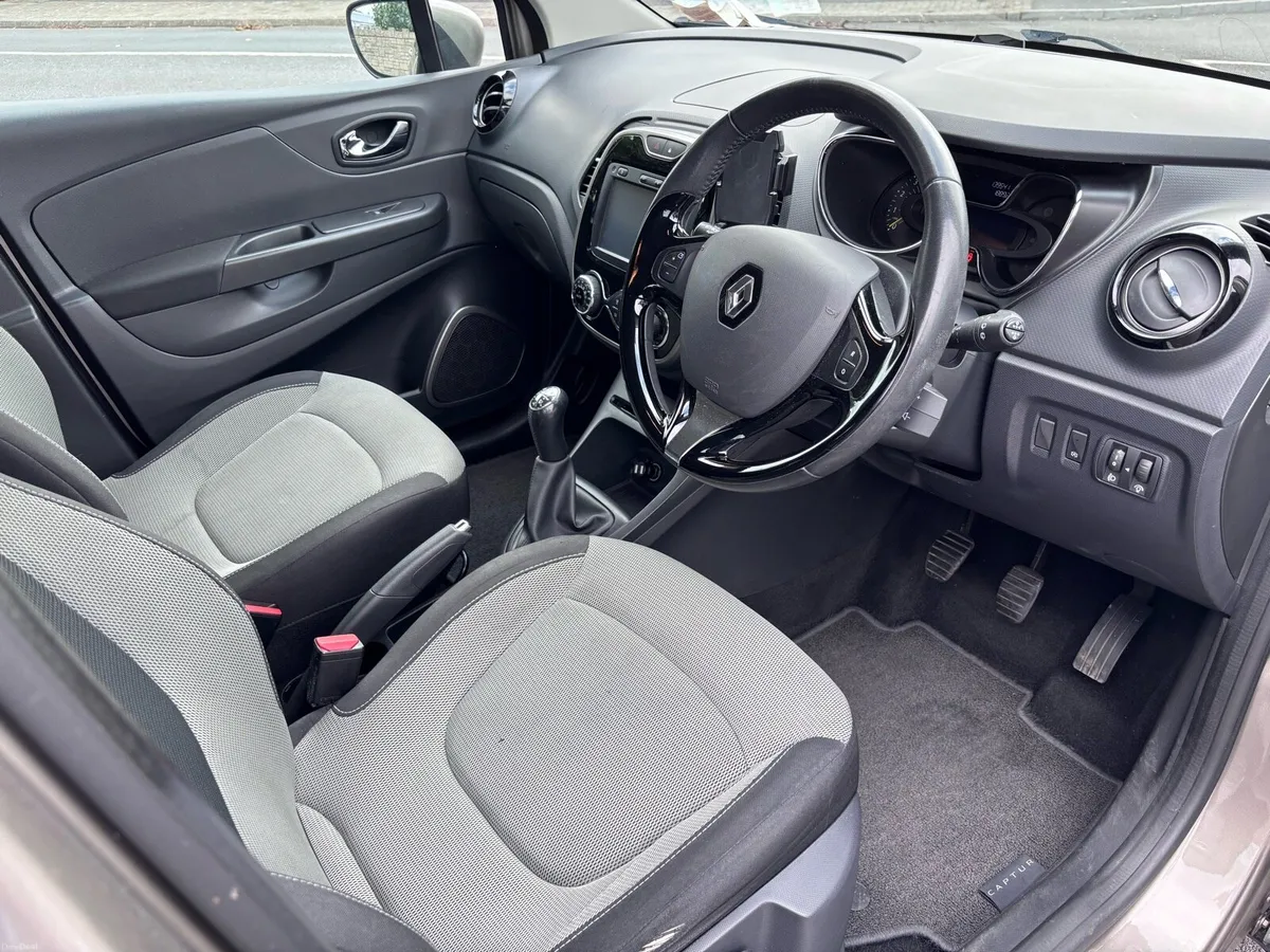 Renault Captur - Image 6