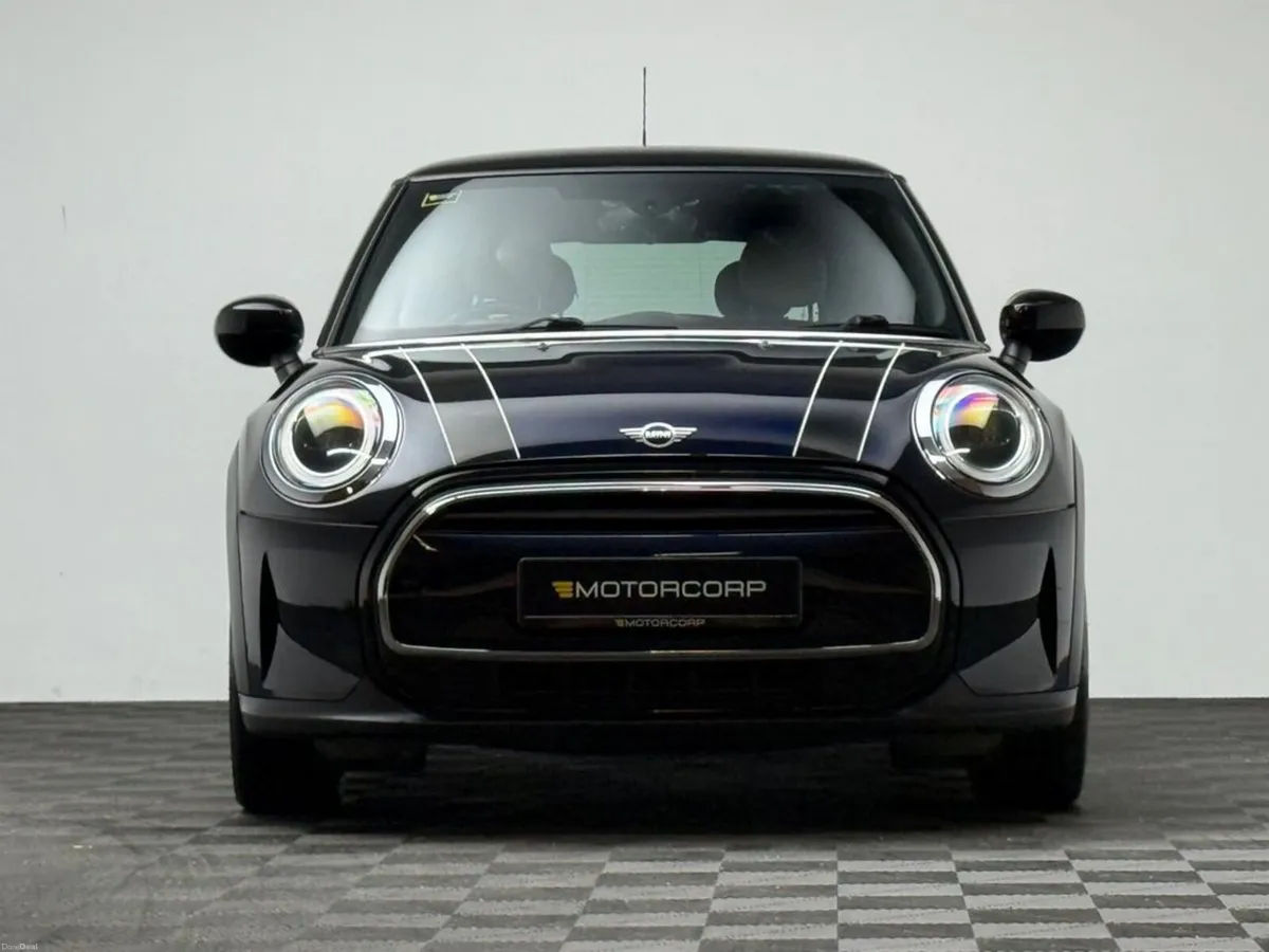 Mini Cooper COOPER EXCLUSIVE 1.5 AUTO - Image 2