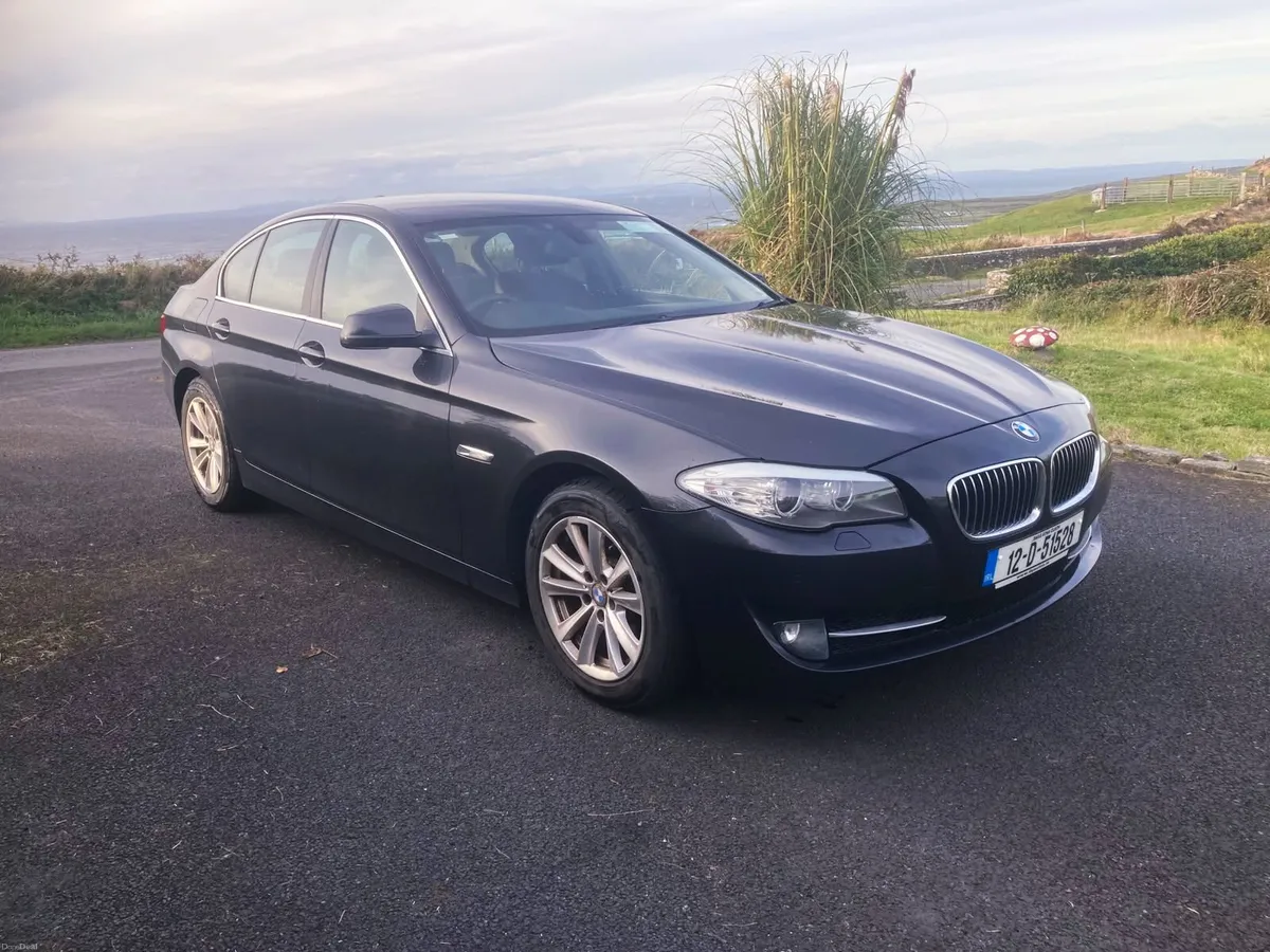 BMW 5-Series 2012 - Image 1