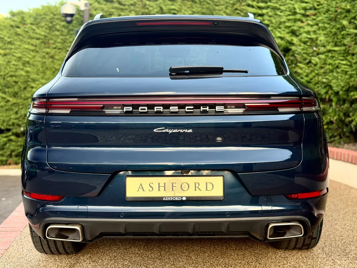 Porsche Cayenne 2024 - Image 5
