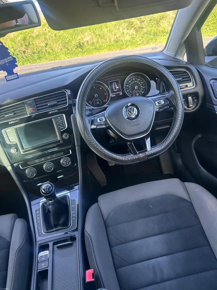 2016 Volkswagen Golf 1.6dsl GT BMT - Image 2