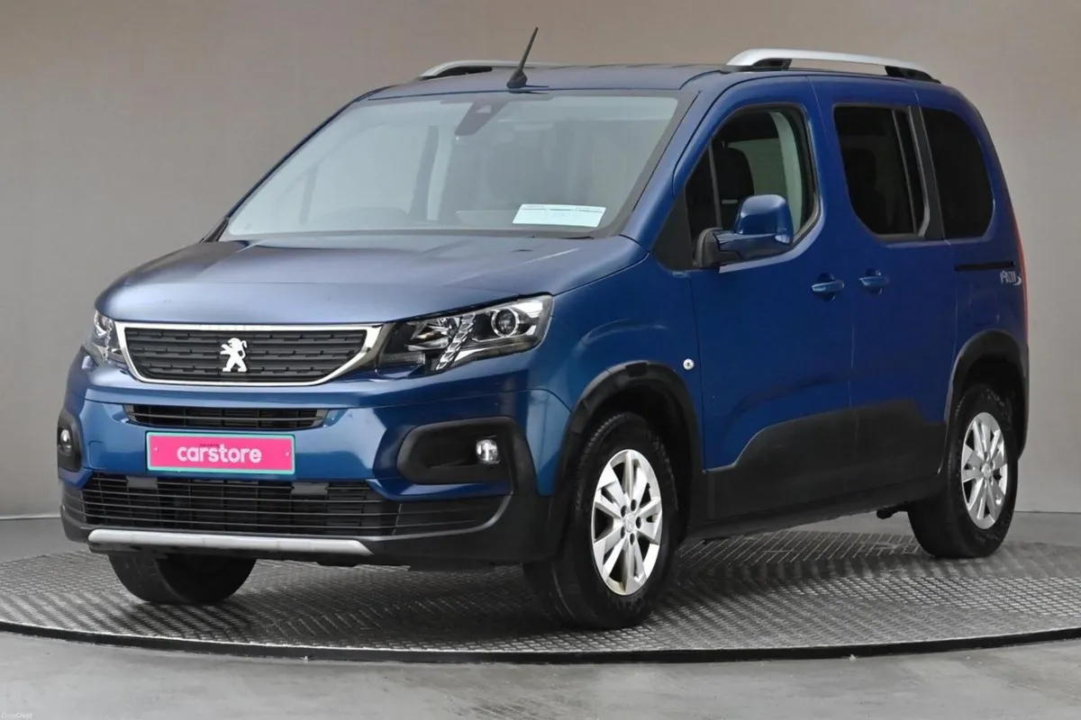 Peugeot Rifter 1.5 D RIFTER HORIZON 3SEATS WITH WH - Image 3