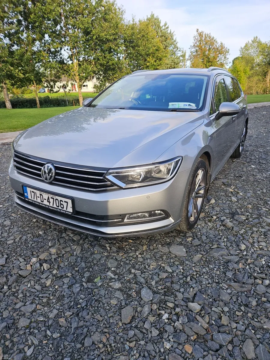 Volkswagen Passat  GT 2.0L 2017 - Image 1