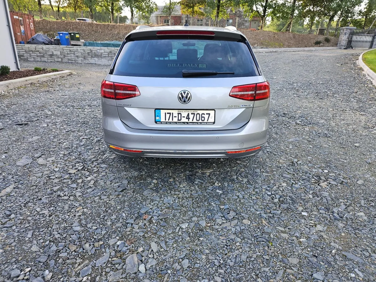 Volkswagen Passat  GT 2.0L 2017 - Image 6
