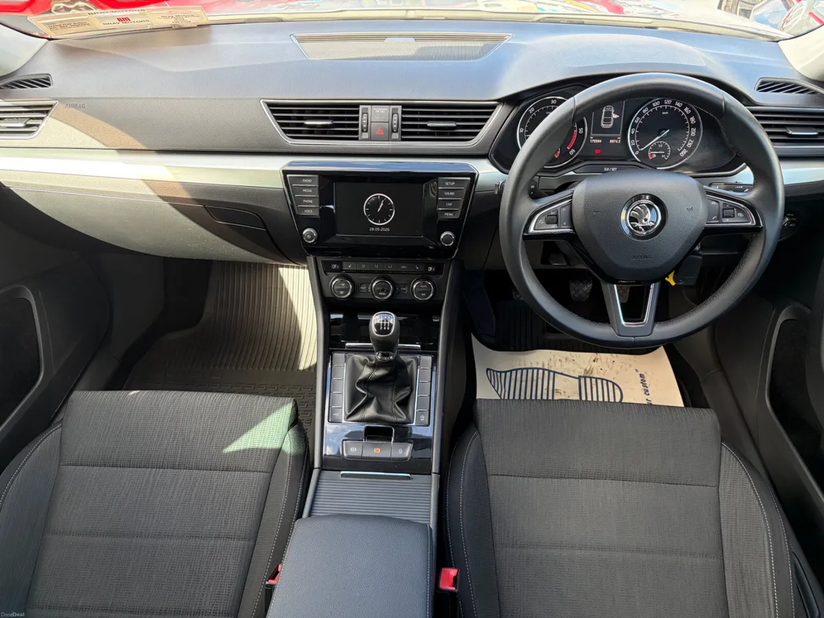 2015 SKODA SUPERB 1.6 TDI AMBITION 120BHP - Image 2
