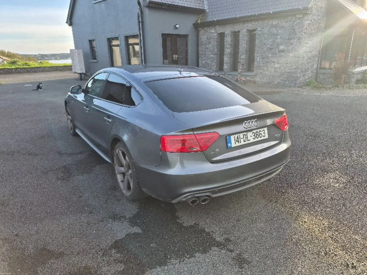 Audi A5 SLine Black Edition - Image 6