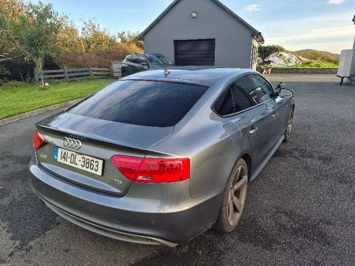 Audi A5 SLine Black Edition - Image 3