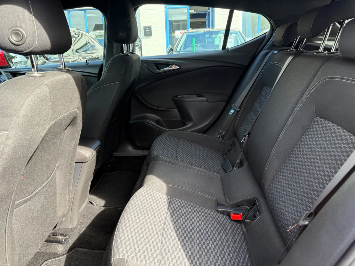 2016 OPEL ASTRA 1.4 SRi 99BHP 5DR - Image 6