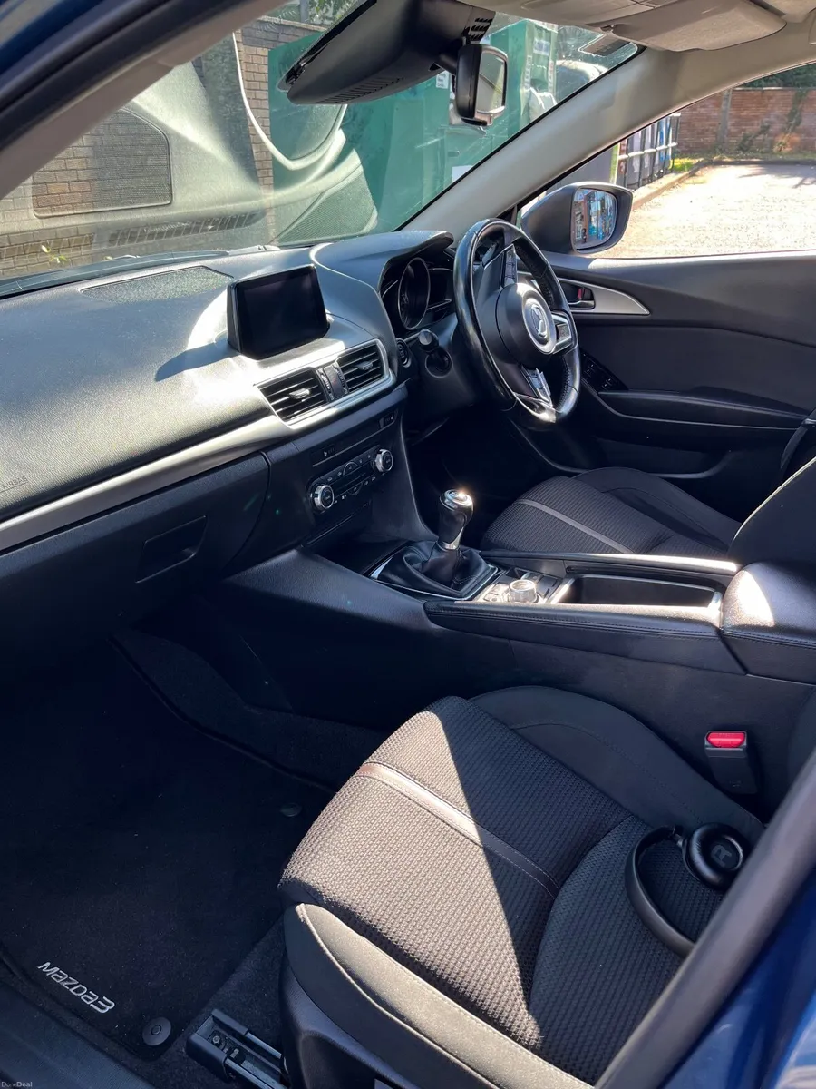 Mazda Mazda3 2017 - Image 6