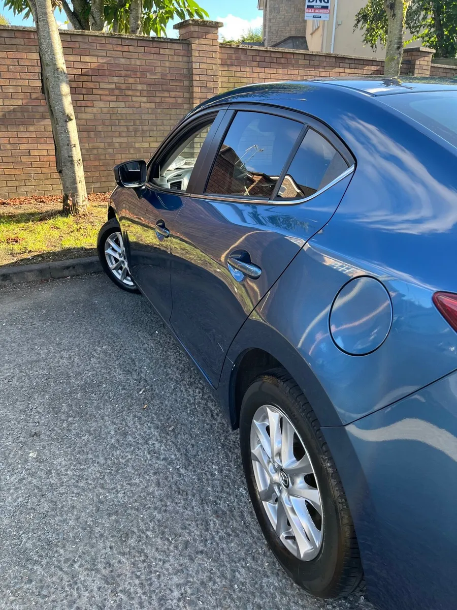 Mazda Mazda3 2017 - Image 5