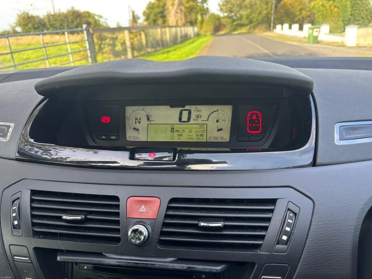 Citroen c4 Picasso  automatic Nct 06/27 - Image 6