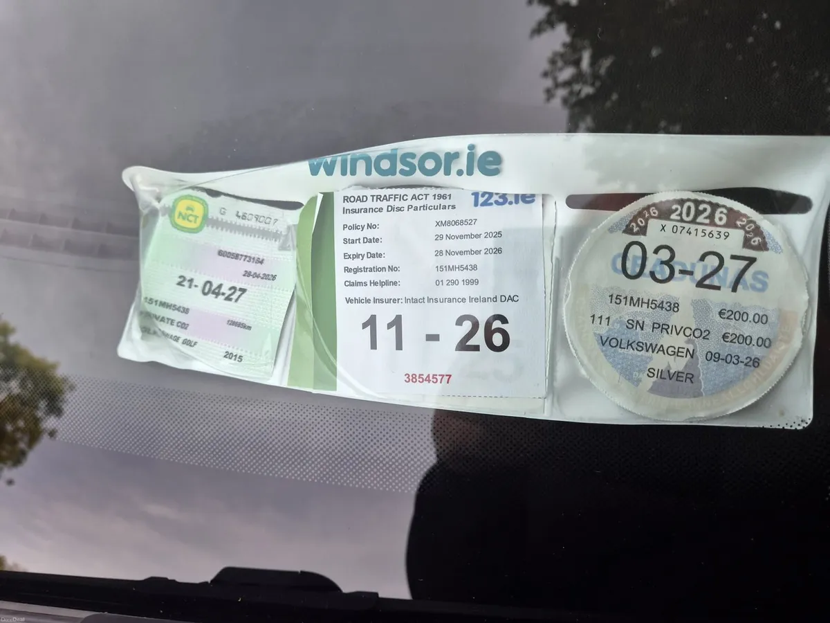 Volkswagen golf - Image 2