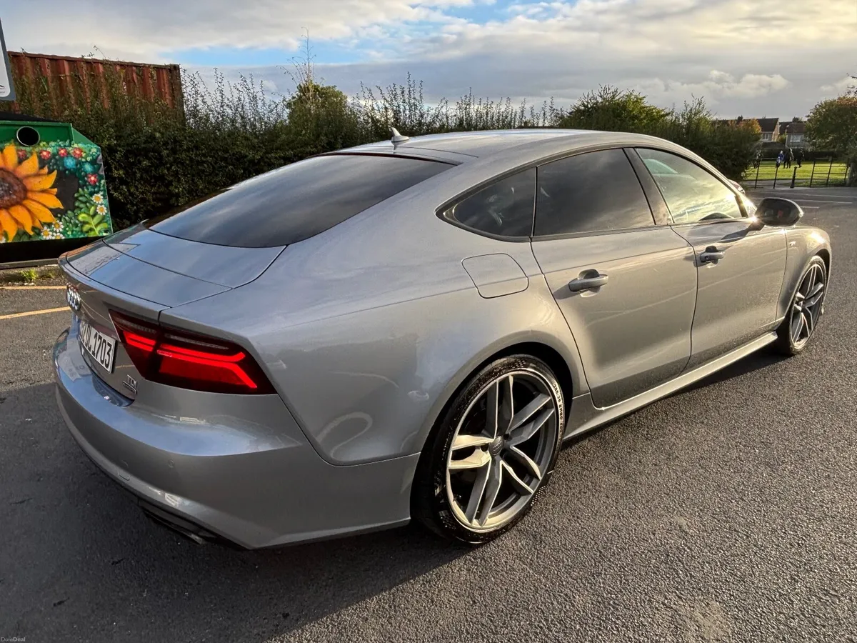 Audi A7 3.0TDI 326 S-Line Quattro Black Edition - Image 4