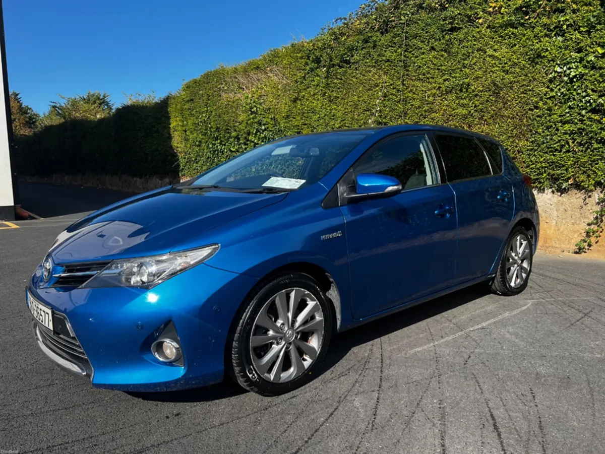 Toyota Auris 1.8 EXCEL VVT-I CVT 98BH 98BHP 5DR VV - Image 5