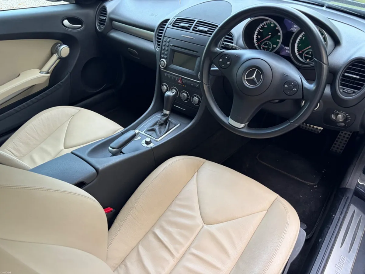 Mercedes-Benz SLK 200 KOMPRESSOR 2DR AUTO - Image 2