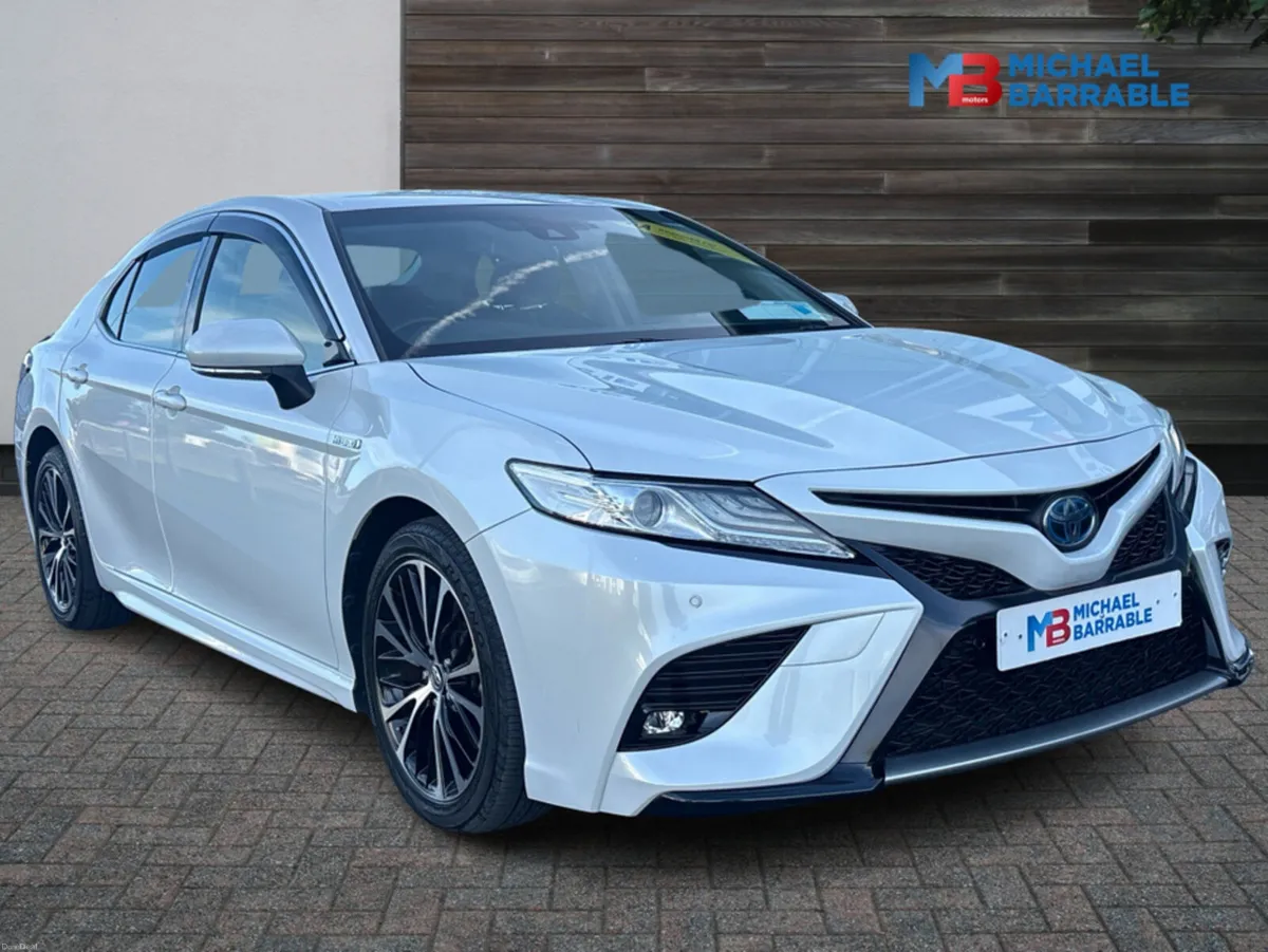 Toyota Camry Hybrid Automatic - Image 1