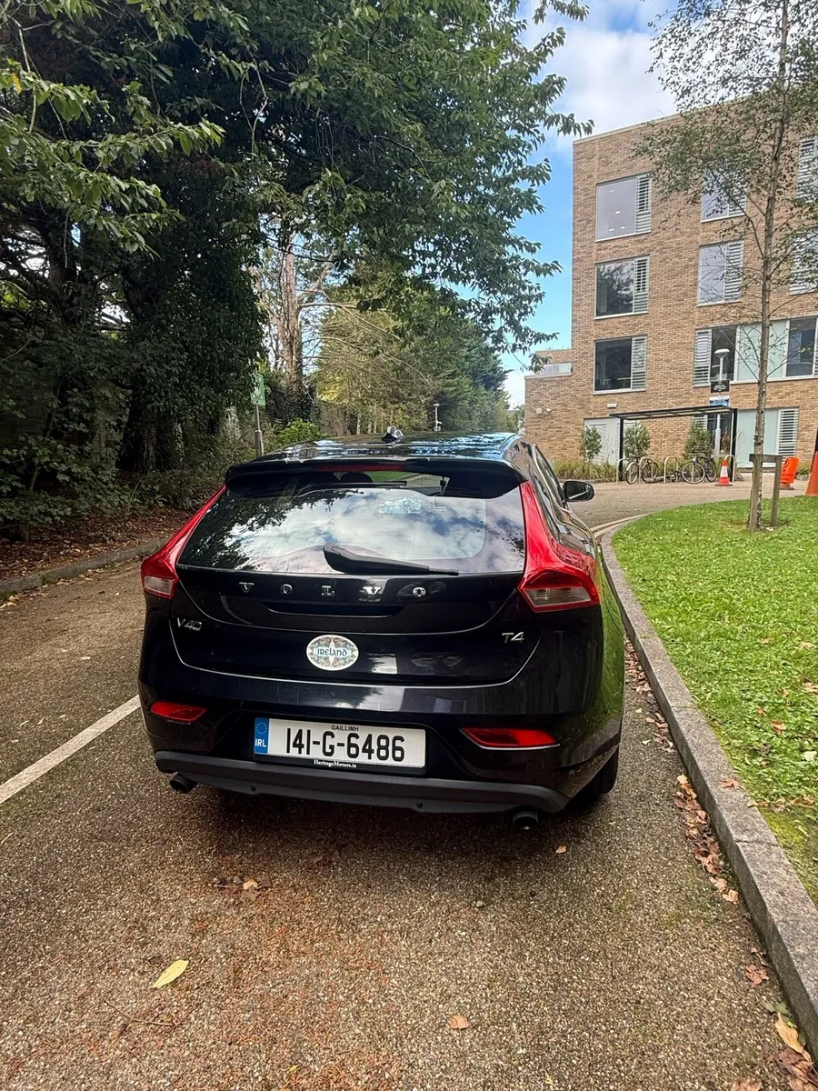 Volvo V40 2014 Black - Image 5