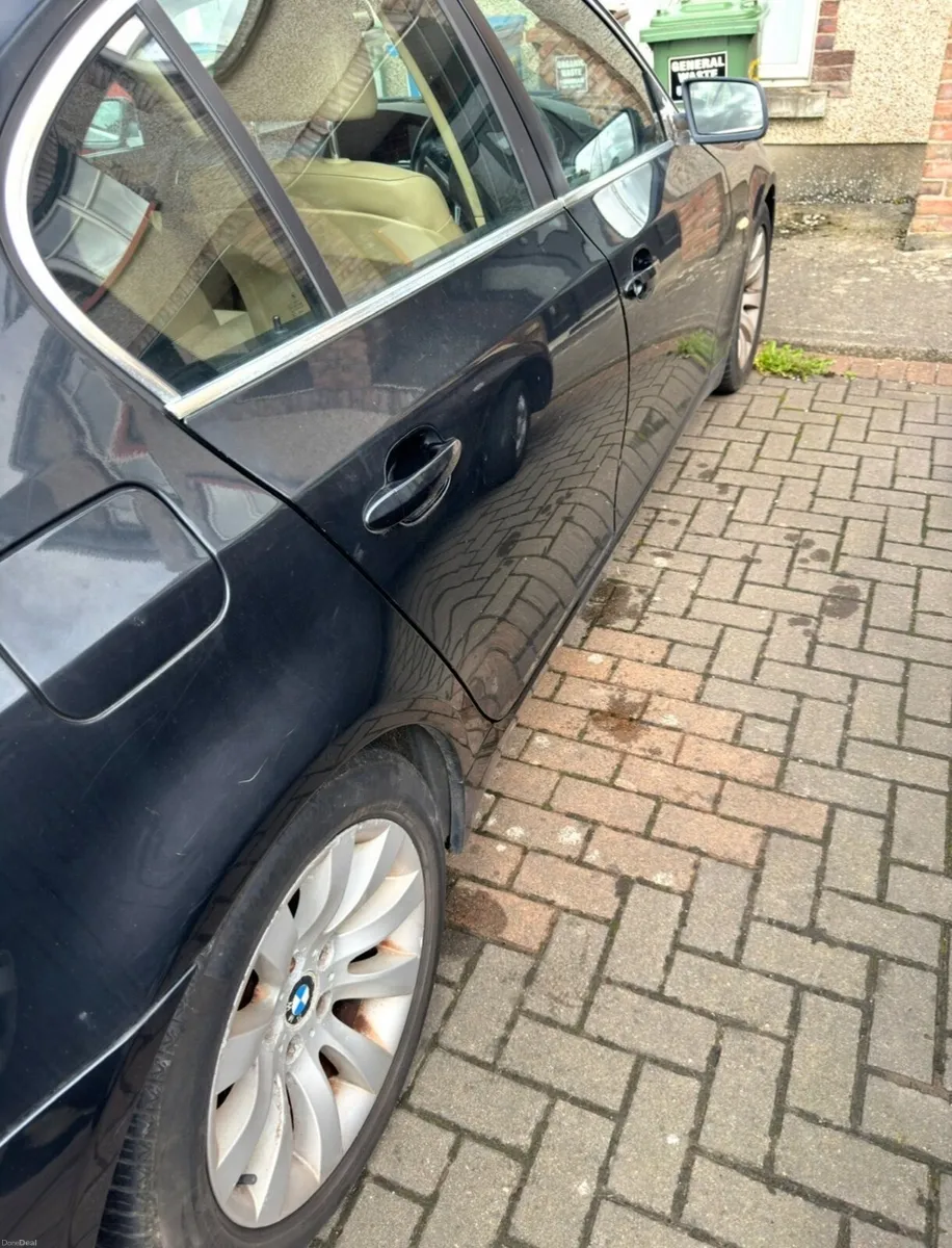 BMW 5-Series 2007 - Image 6