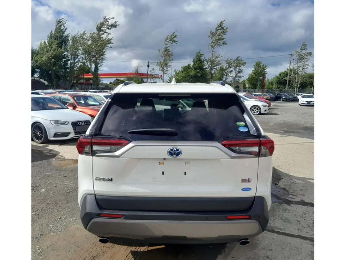Toyota RAV4 4WD HYBRID G Package - Automatic - Low - Image 5