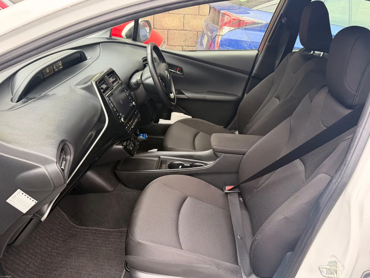 Toyota Prius 2022 Self charging hybrid - Image 3