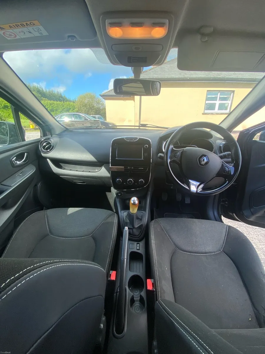 Renault Clio Dymanique 1.1L Petrol - Image 6