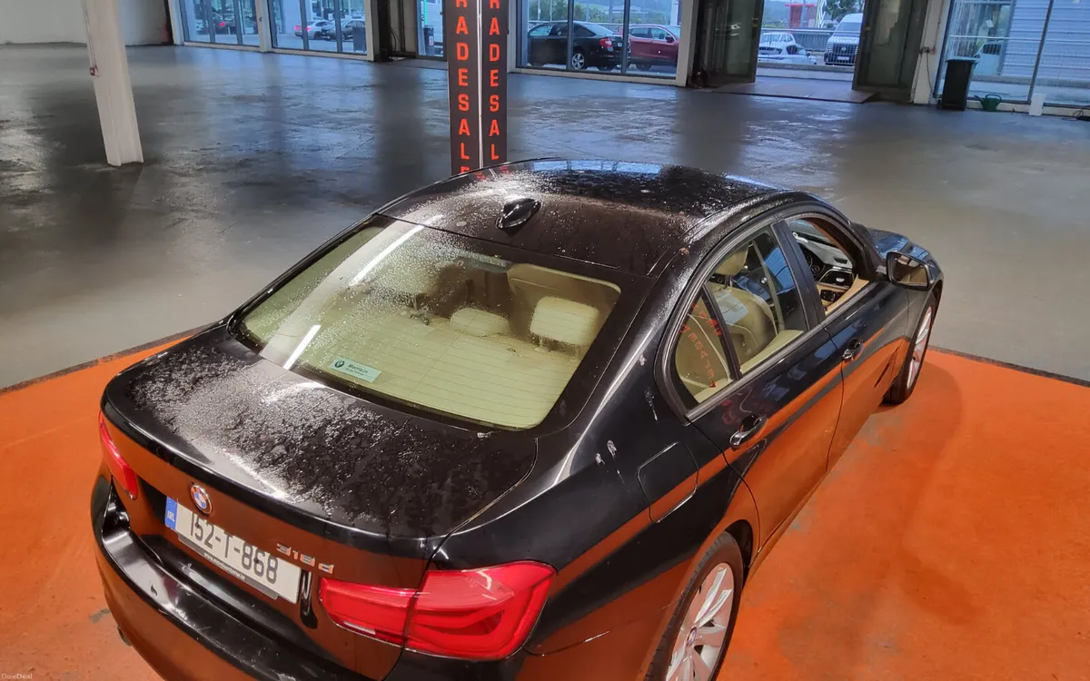 BMW 3-Series 2015 - Image 2