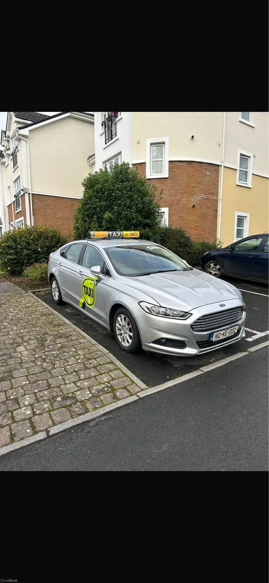 Ford Mondeo Taxi - Image 2
