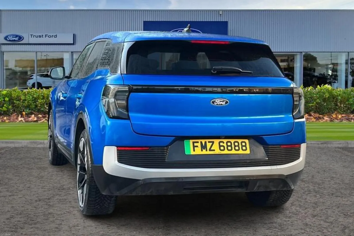 Ford Explorer 210kW Premium 77kWh 5dr Auto [Driver - Image 2