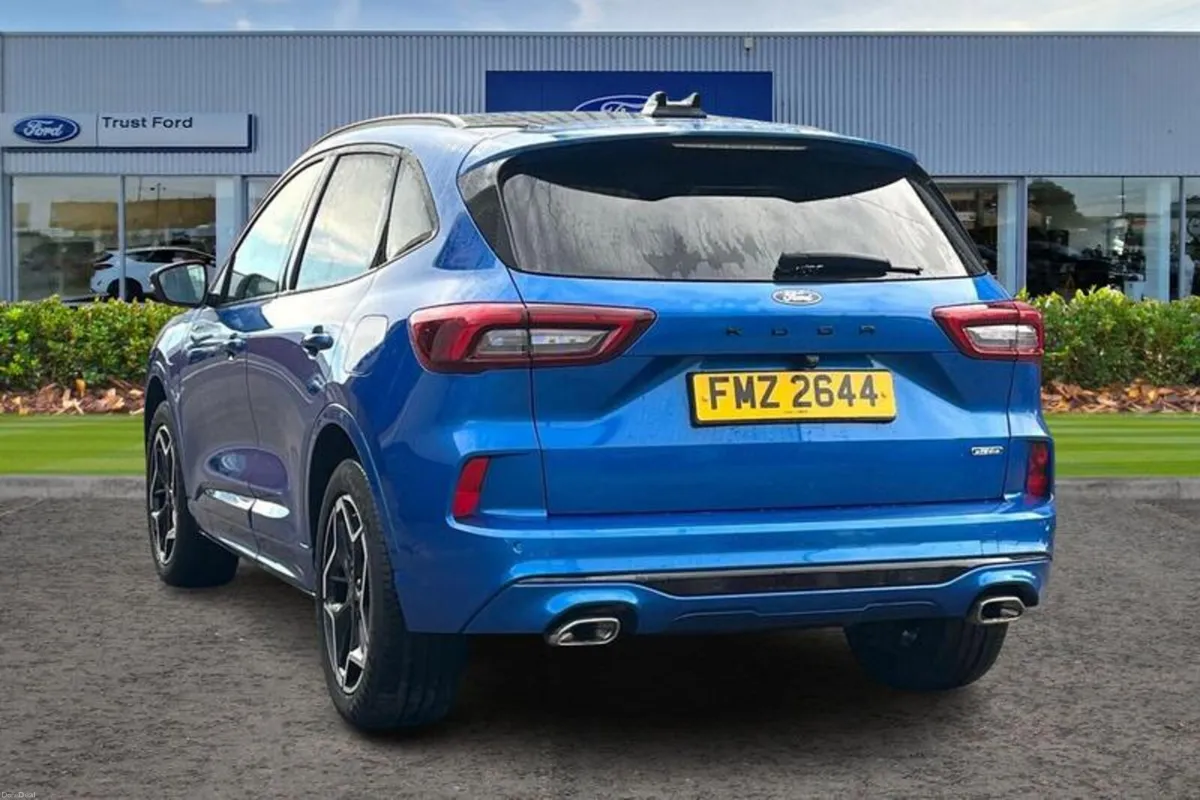 Ford Kuga 2.5 PHEV ST-Line X 5dr CVT - Image 2