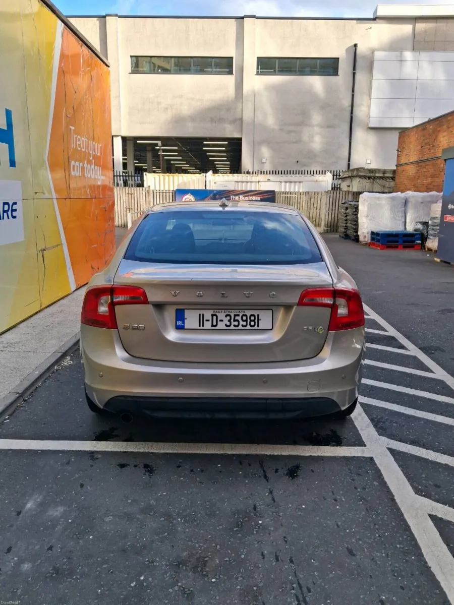 2011 Volvo S60 - Image 4