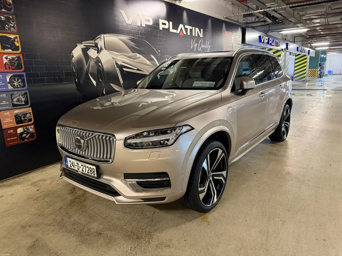 VOLVO XC90 T8 PHEV ULTIMATE BRIGHT 22” ALLOYS - Image 4