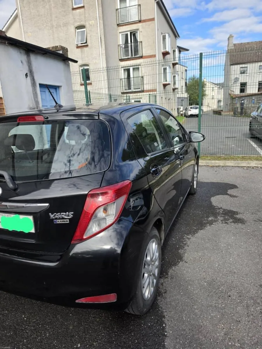 Toyota yaris - Image 2