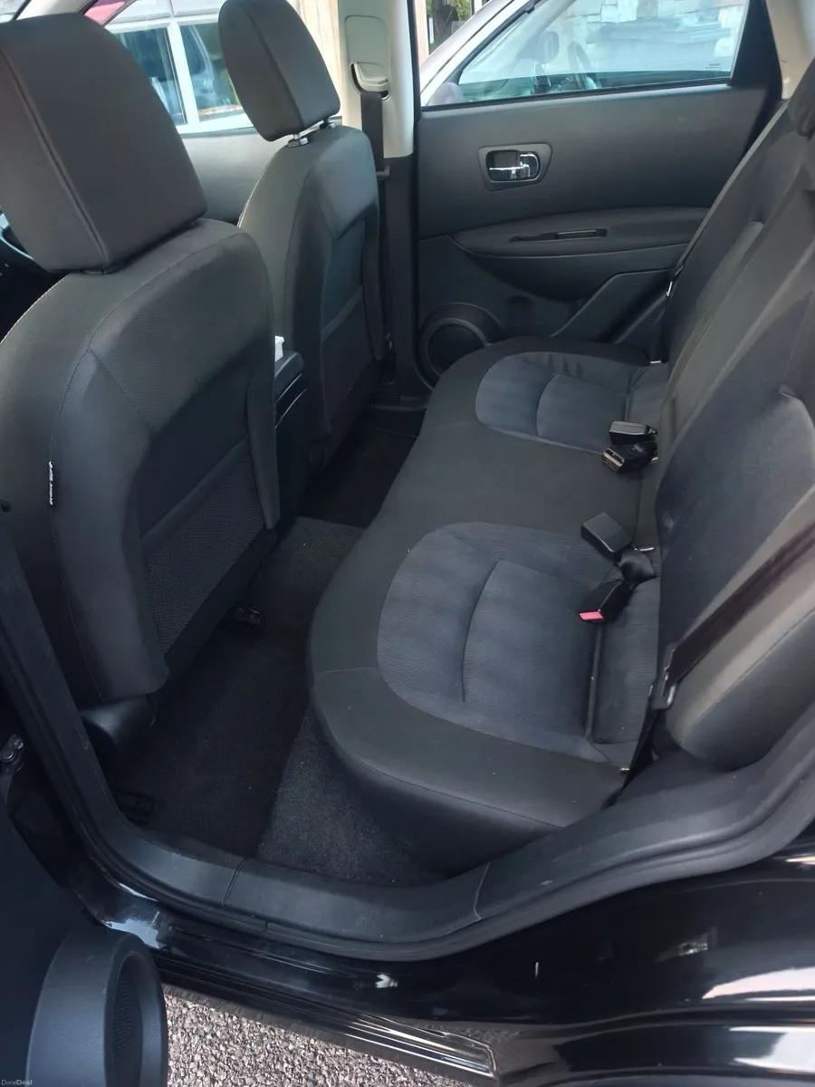 Nissan Qashqai 2011 - Image 6